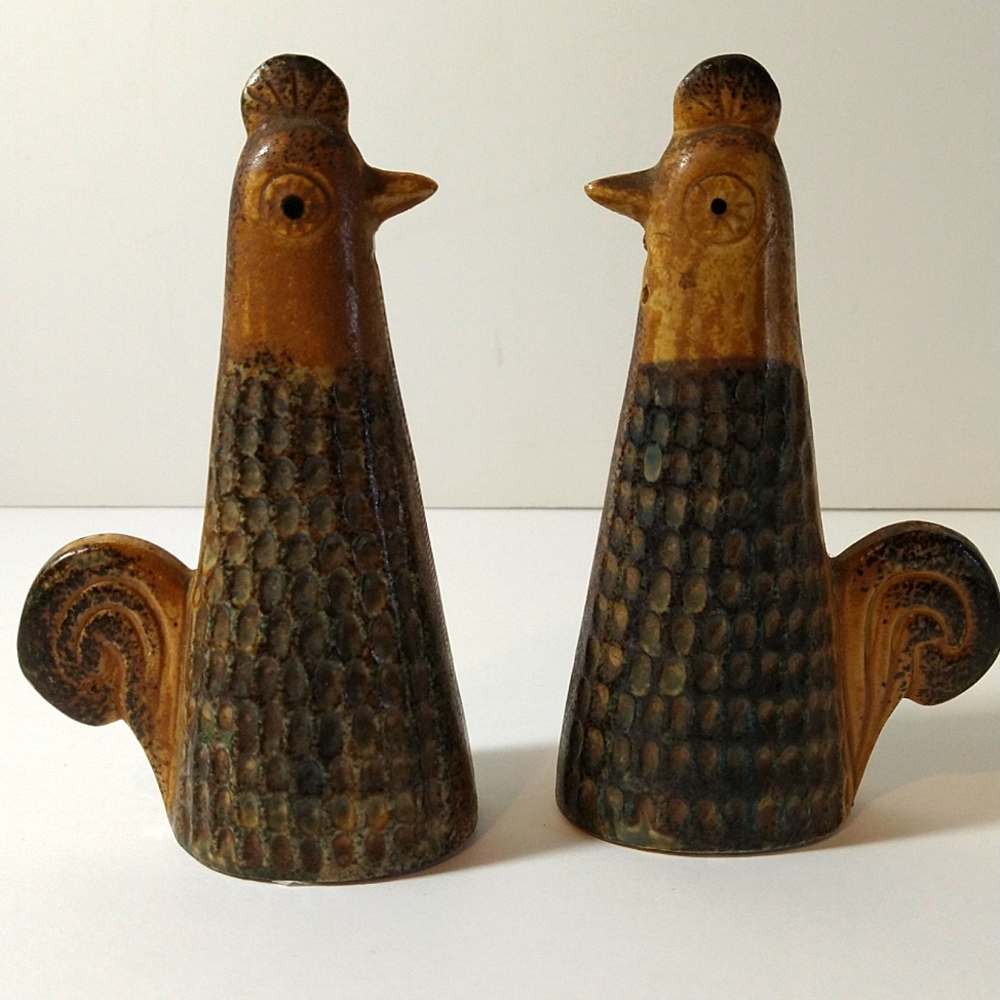 Holt Howard Country Chickens Roosters Salt & Pepper Shakers 1960